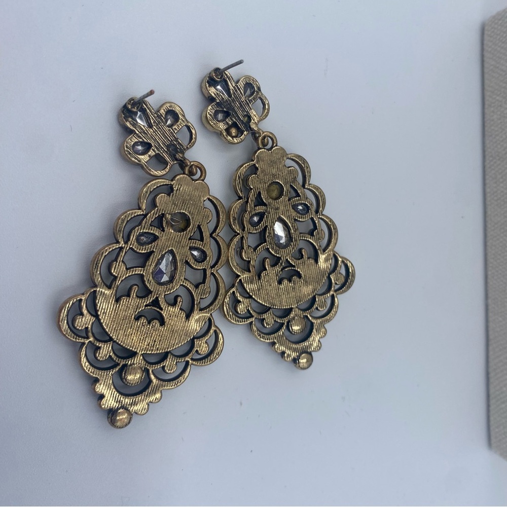 Elegant Purple and Gold Statement Earrings - Picture 4 of 5
